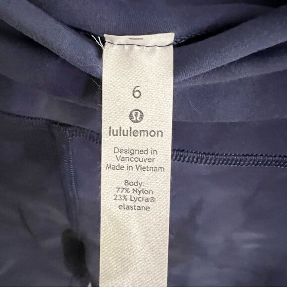 Lululemon Invigorate High-Rise Tight 25" Diamond Dye Shade Naval Blue Size 6 - Picture 4 of 6